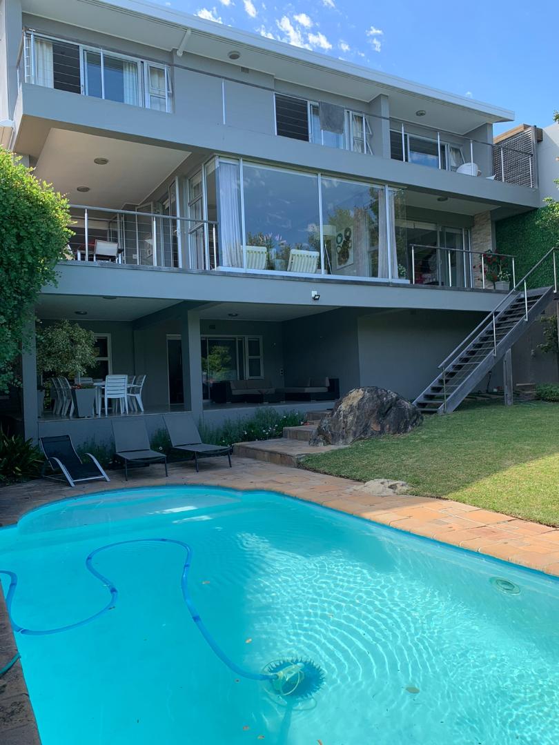 3 Bedroom Property for Sale in Camps Bay Western Cape